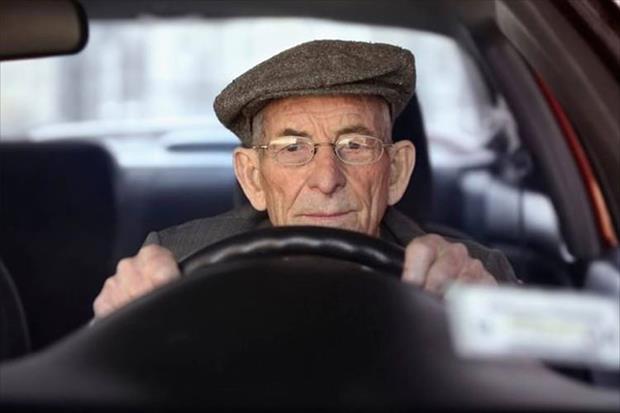 جایی برای پیرمردها هست: فناوری های ایمنی خودرو برای سالمندان